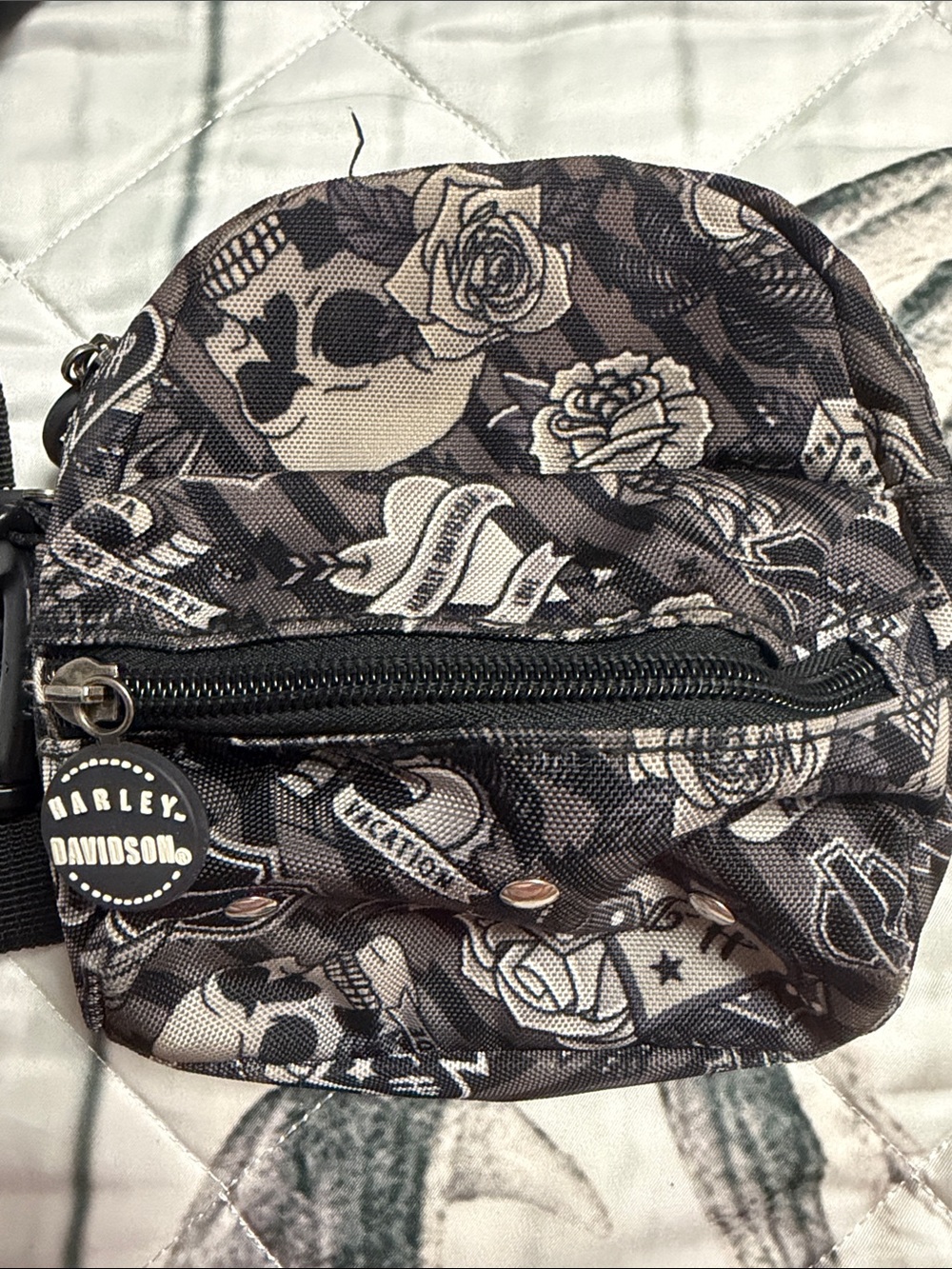 Harley-Davidson Black and Cream Floral Skull Belt Bag - Picture 2 of 7